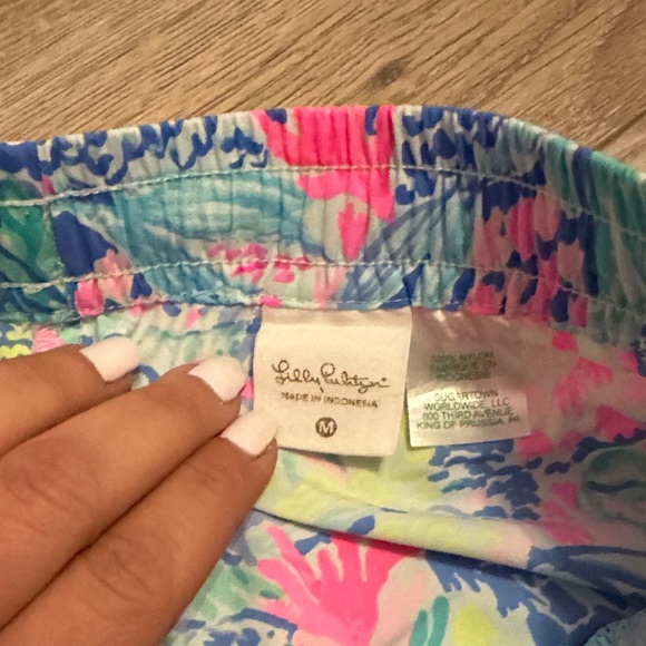 Lilly Pulitzer Multicolor Athletic Shorts - Picture 2 of 4